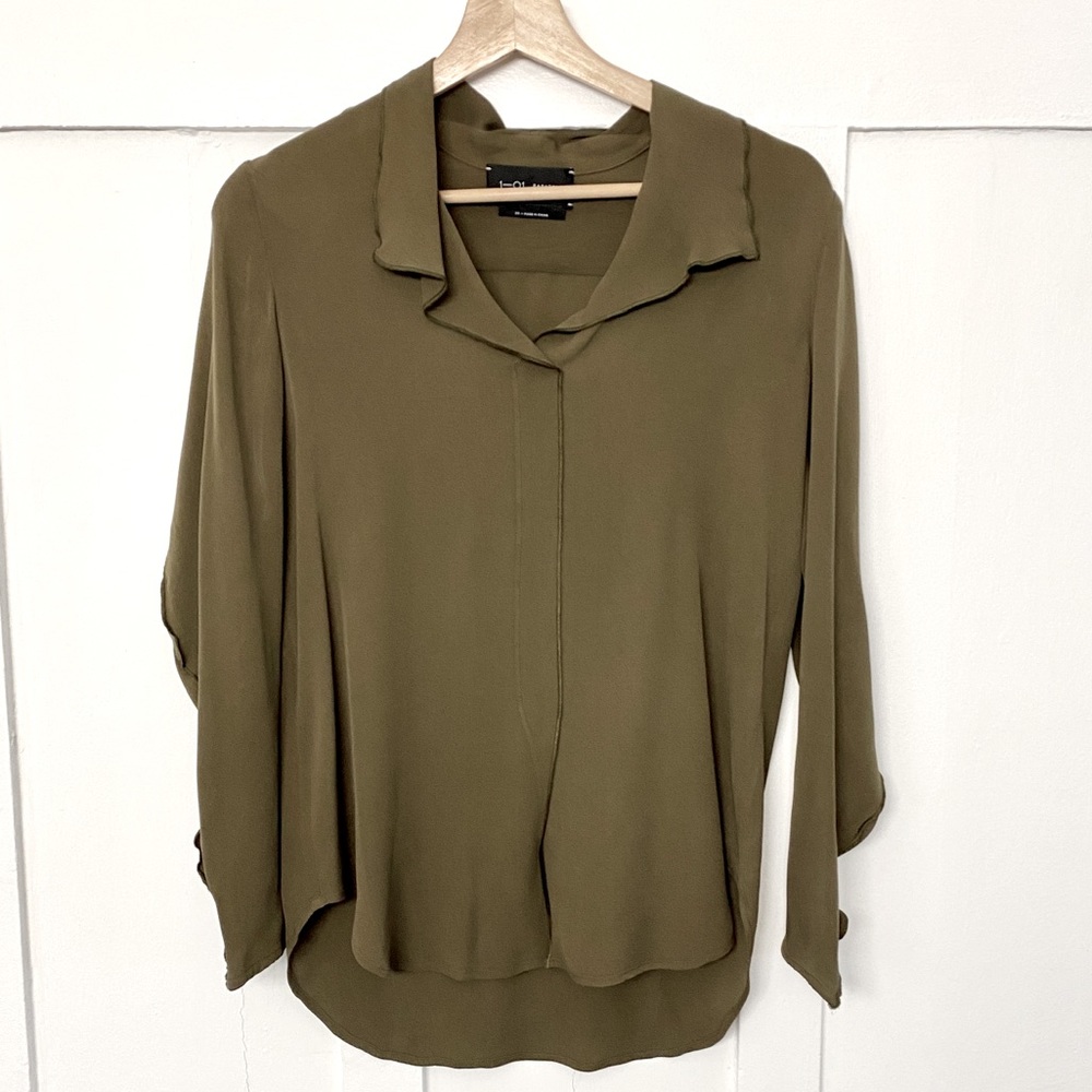 100% silk Babaton blouse